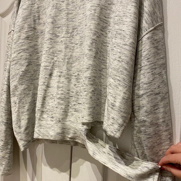 Seven Sisters Sweater in Size L - Picture 4 of 6